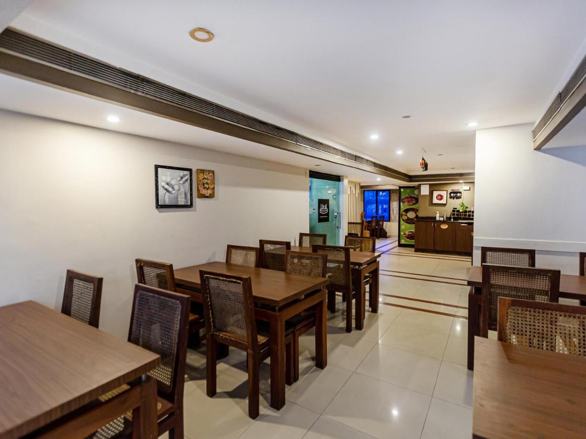 Treebo Trend Time Square Marine Drive Hotel Kochi Luaran gambar