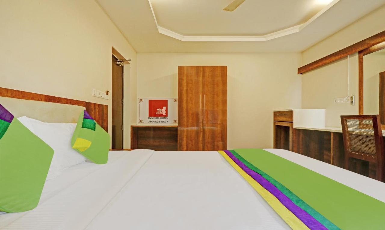 Treebo Trend Time Square Marine Drive Hotel Kochi Luaran gambar