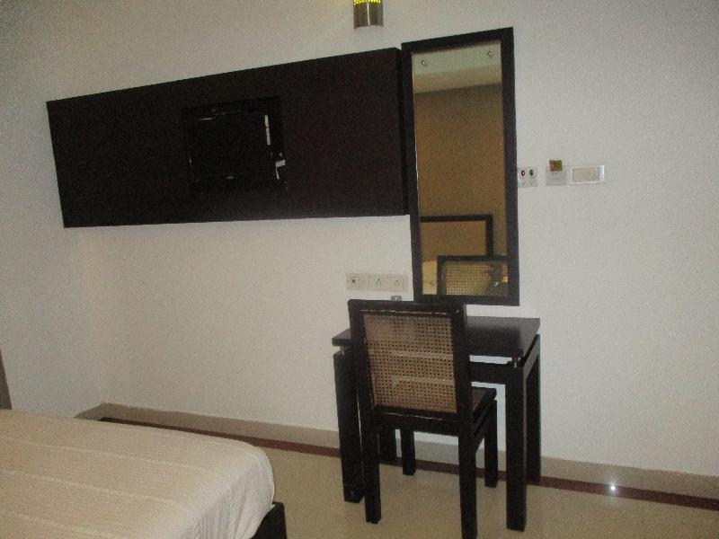 Treebo Trend Time Square Marine Drive Hotel Kochi Luaran gambar