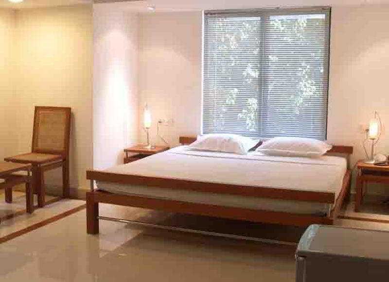 Treebo Trend Time Square Marine Drive Hotel Kochi Bilik gambar