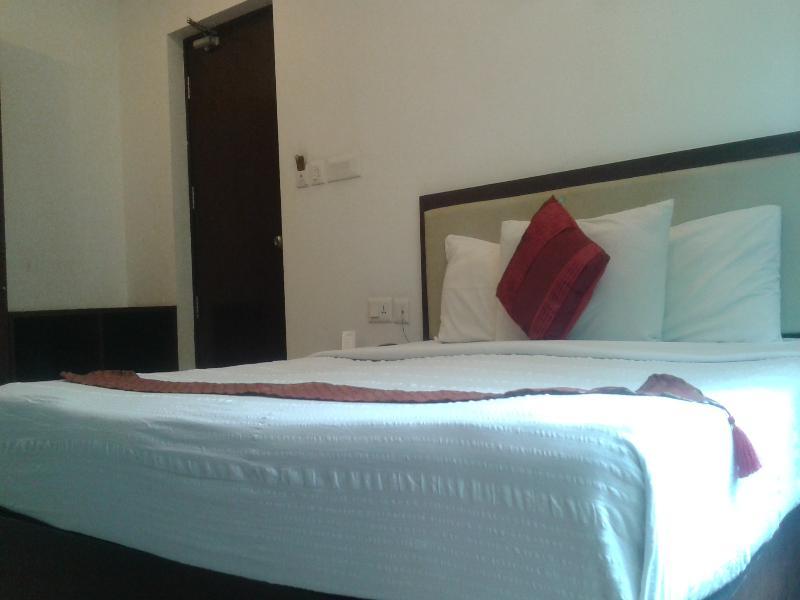 Treebo Trend Time Square Marine Drive Hotel Kochi Luaran gambar